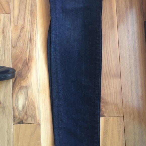 New “The Skinny” 7 for all mankind black jeans 😻 - Picture 3 of 6